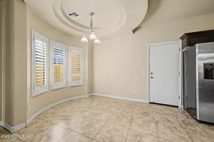 2036 E Heartwood Ln, Phoenix, AZ 85022 - Photo 8