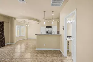 2036 E Heartwood Ln, Phoenix, AZ 85022 - Photo 12