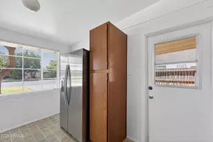 1613 S Farmer Ave, Tempe, AZ 85281 - Photo 16