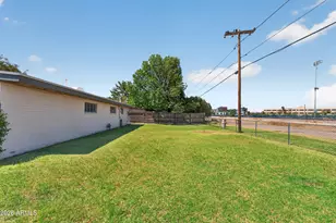 1613 S Farmer Ave, Tempe, AZ 85281 - Photo 30