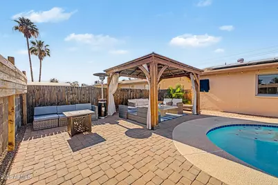 1127 W Grovers Avenue, Phoenix, AZ 85023 - Photo 30