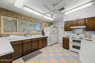 2024 E Tierra Buena Ln, Phoenix, AZ 85022 - Photo 34