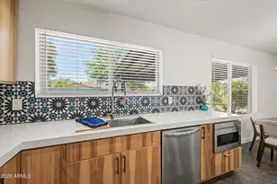 823 E Monte Cristo Ave, Phoenix, AZ 85022 - Photo 10