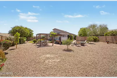 13870 W Young Street, Surprise, AZ 85374 - Photo 4