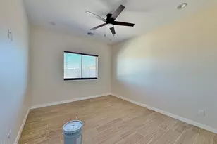 10066 W Sunbird Dr, Arizona City, AZ 85123 - Photo 8