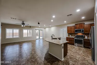 20389 N 259th Avenue, Buckeye, AZ 85396 - Photo 10