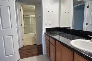 740 W Elm St, Phoenix, AZ 85013 - Photo 16
