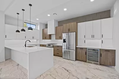 377 E Windsor Avenue #4, Phoenix, AZ 85004 - Photo 4