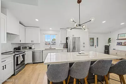 7725 E McKinley Street, Scottsdale, AZ 85257 - Photo 10