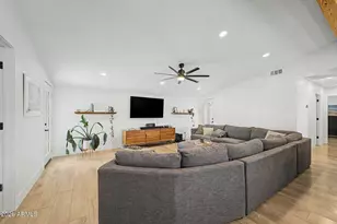 7725 E McKinley St, Scottsdale, AZ 85257 - Photo 8