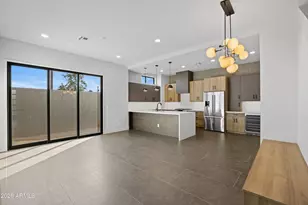 377 E Windsor Ave, Phoenix, AZ 85004 - Photo 4