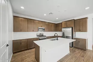 13572 W Mayberry Trail, Peoria, AZ 85383 - Photo 6