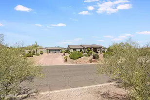 9252 N Firebrick Dr, Fountain Hills, AZ 85268 - Photo 2