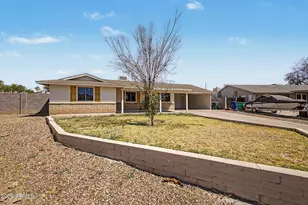 451 N San Jose Cir, Mesa, AZ 85201 - Photo 2