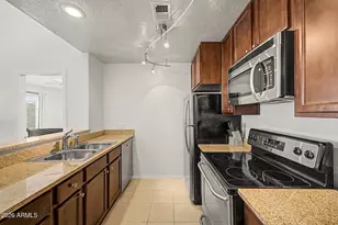 14145 N 92nd St, Scottsdale, AZ 85260 - Photo 8
