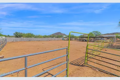 44015 N 12th Street, New River, AZ 85087 - Photo 36