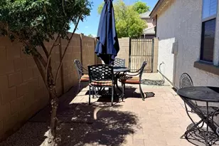3708 E Kerry Ln, Phoenix, AZ 85050 - Photo 8