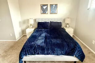 3708 E Kerry Ln, Phoenix, AZ 85050 - Photo 16
