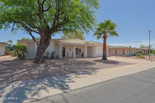 10709 W Sequoia Dr, Sun City, AZ 85373 - Photo 2
