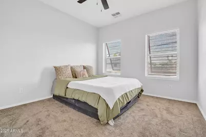 2929 N 37th Street #10, Phoenix, AZ 85018 - Photo 12