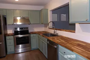 2043 S Thunderbird Dr, Apache Junction, AZ 85120 - Photo 2