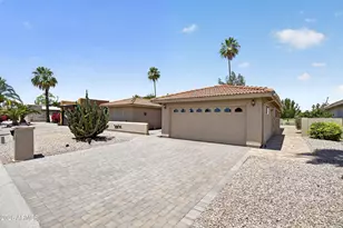 10306 E Spring Creek Rd, Sun Lakes, AZ 85248 - Photo 4