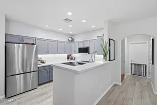3722 E Kristal Way, Phoenix, AZ 85050 - Photo 12