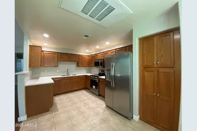 16801 N 94th Street #Apt 1049, Scottsdale, AZ 85260 - Photo 6