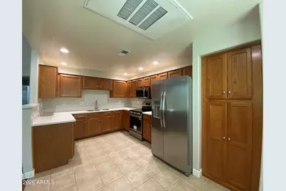 16801 N 94th Street #Apt 1049, Scottsdale, AZ 85260 - Photo 8