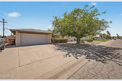 2233 N 82nd Street, Scottsdale, AZ 85257 - Photo 2