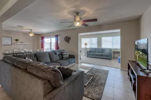 8031 E Oak St, Scottsdale, AZ 85257 - Photo 6