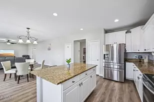 9574 W Quail Ave, Peoria, AZ 85382 - Photo 8