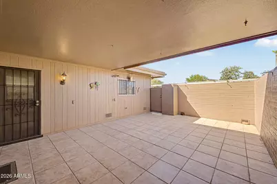 13813 N Thunderbird Boulevard, Sun City, AZ 85351 - Photo 4