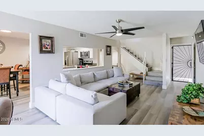 3416 N 44th Street #52, Phoenix, AZ 85018 - Photo 1