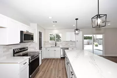 10537 W La Jolla Drive, Sun City, AZ 85351 - Photo 20