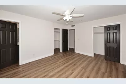 10537 W La Jolla Drive, Sun City, AZ 85351 - Photo 32