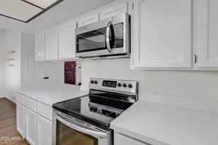 3031 N Civic Center Plaza, Scottsdale, AZ 85251 - Photo 8