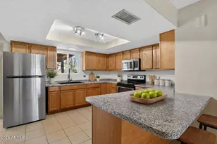 704 E Peppertree Ave, Apache Junction, AZ 85119 - Photo 4