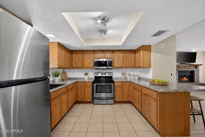 704 E Peppertree Avenue, Apache Junction, AZ 85119 - Photo 6