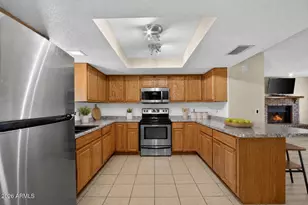 704 E Peppertree Ave, Apache Junction, AZ 85119 - Photo 6