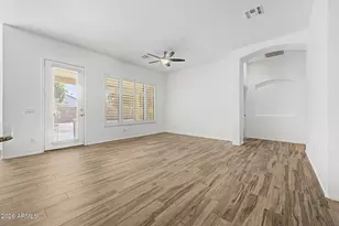 1405 S Park Grove Cir, Gilbert, AZ 85296 - Photo 14