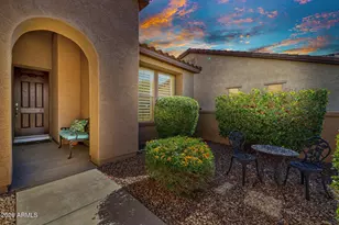12423 W Hedge Hog Pl, Peoria, AZ 85383 - Photo 4