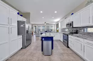 12423 W Hedge Hog Pl, Peoria, AZ 85383 - Photo 16