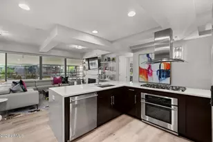 7151 E Rancho Vista Dr, Scottsdale, AZ 85251 - Photo 10