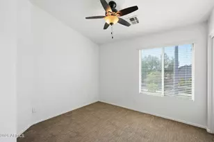 2725 E Mine Creek Rd, Phoenix, AZ 85024 - Photo 14