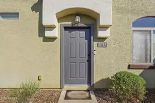 2725 E Mine Creek Rd, Phoenix, AZ 85024 - Photo 2