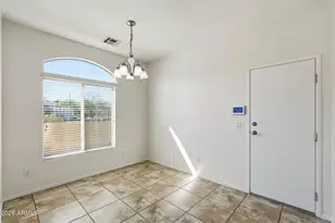 2725 E Mine Creek Rd, Phoenix, AZ 85024 - Photo 10