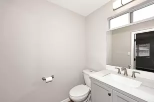 10002 W Tarrytown Ave, Sun City, AZ 85351 - Photo 16