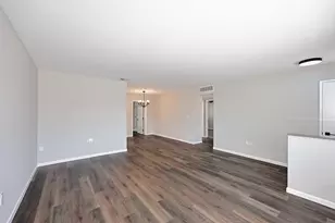 10002 W Tarrytown Ave, Sun City, AZ 85351 - Photo 6
