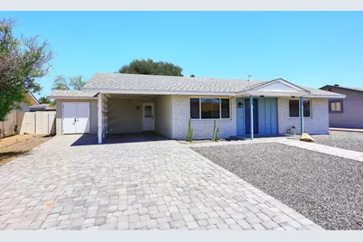 10002 W Tarrytown Avenue, Sun City, AZ 85351 - Photo 2